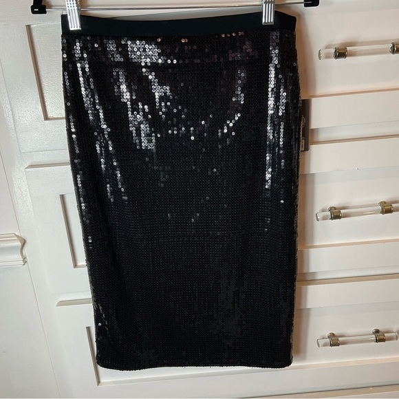 Vince Camuto Brand New with tags black sequins pencil skirt - Picture 4 of 8